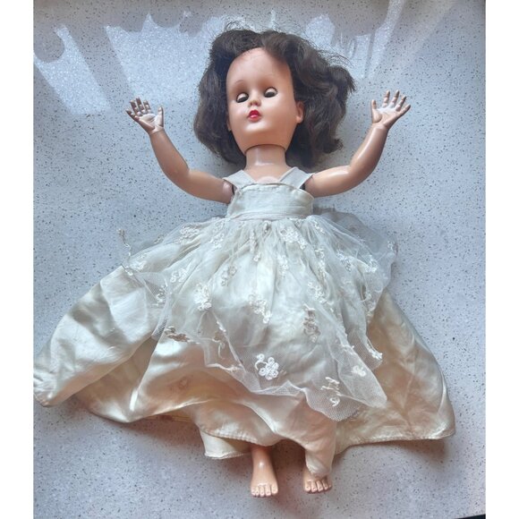 Vintage Effanbee Walker Doll With Moving  Eyes In Lace & Satin Ivory Dress Petti - Picture 3 of 15